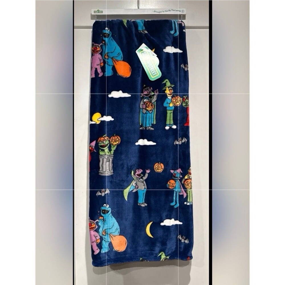 Sesame Street Halloween Blanket